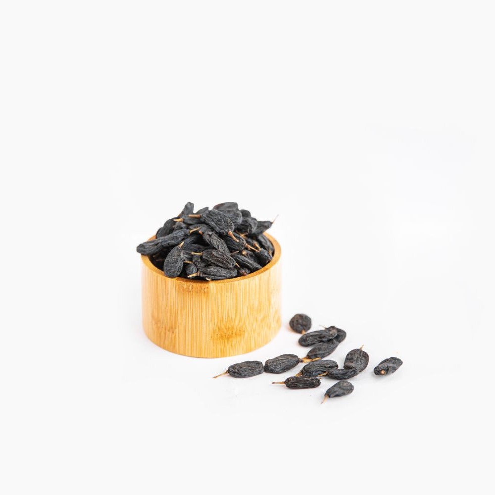 black raisin