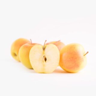 Apple (Organic) - Image 1